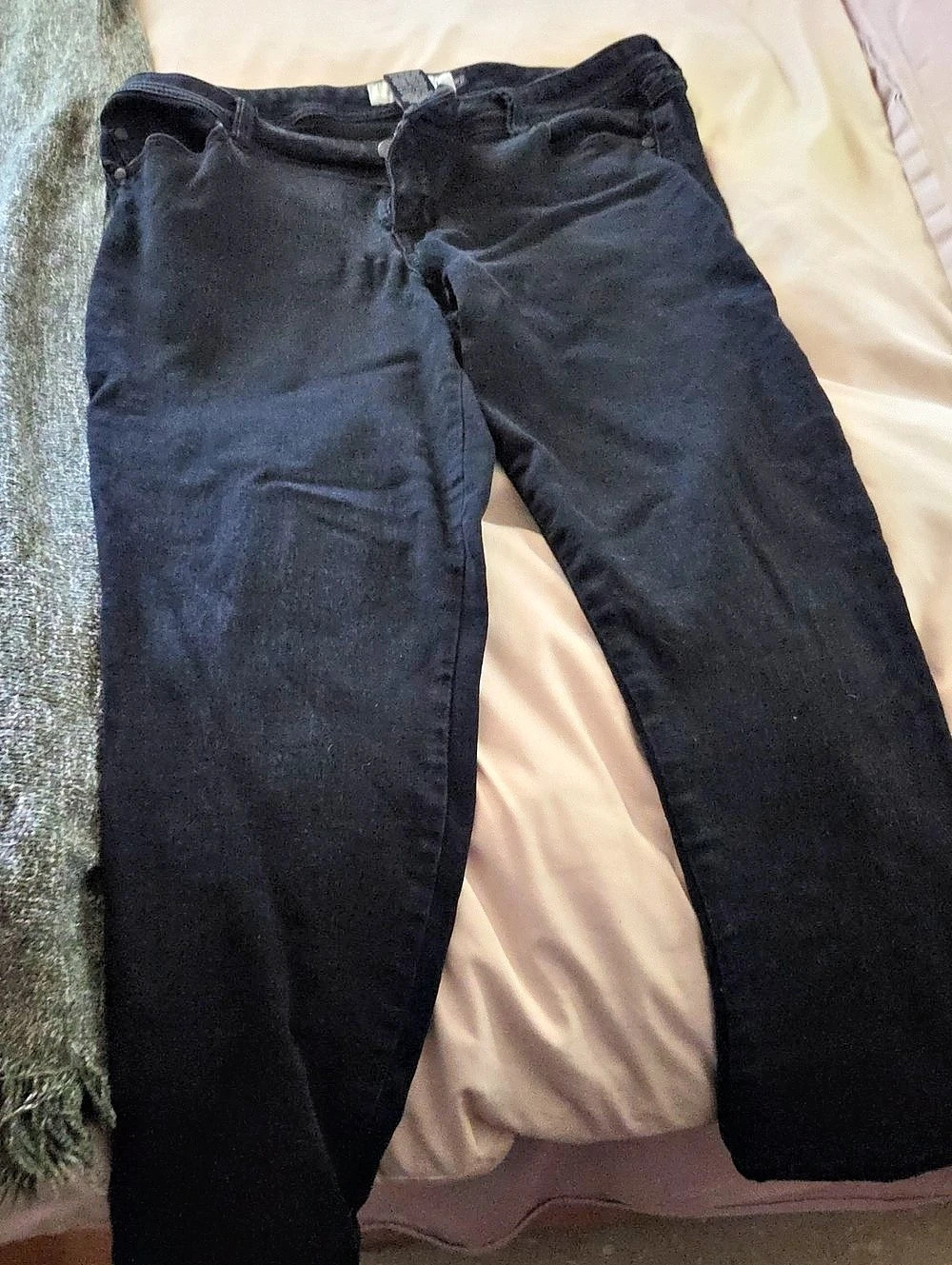 Torrid Denim Skinny Jeans in Black Waist 18 Like New